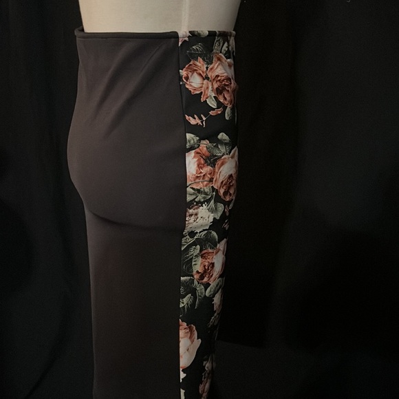 High waisted zip up pencil skirt - Picture 6 of 7